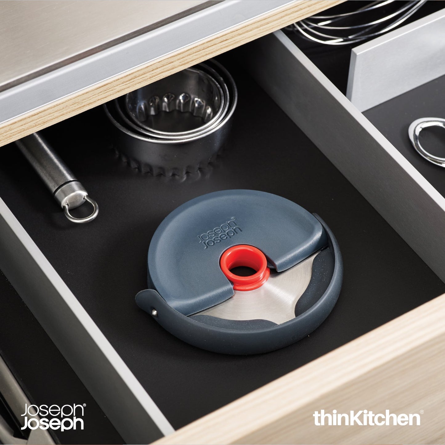 thinKitchen™ Joseph Joseph Disc Easy-clean Pizza Cutter - Grey