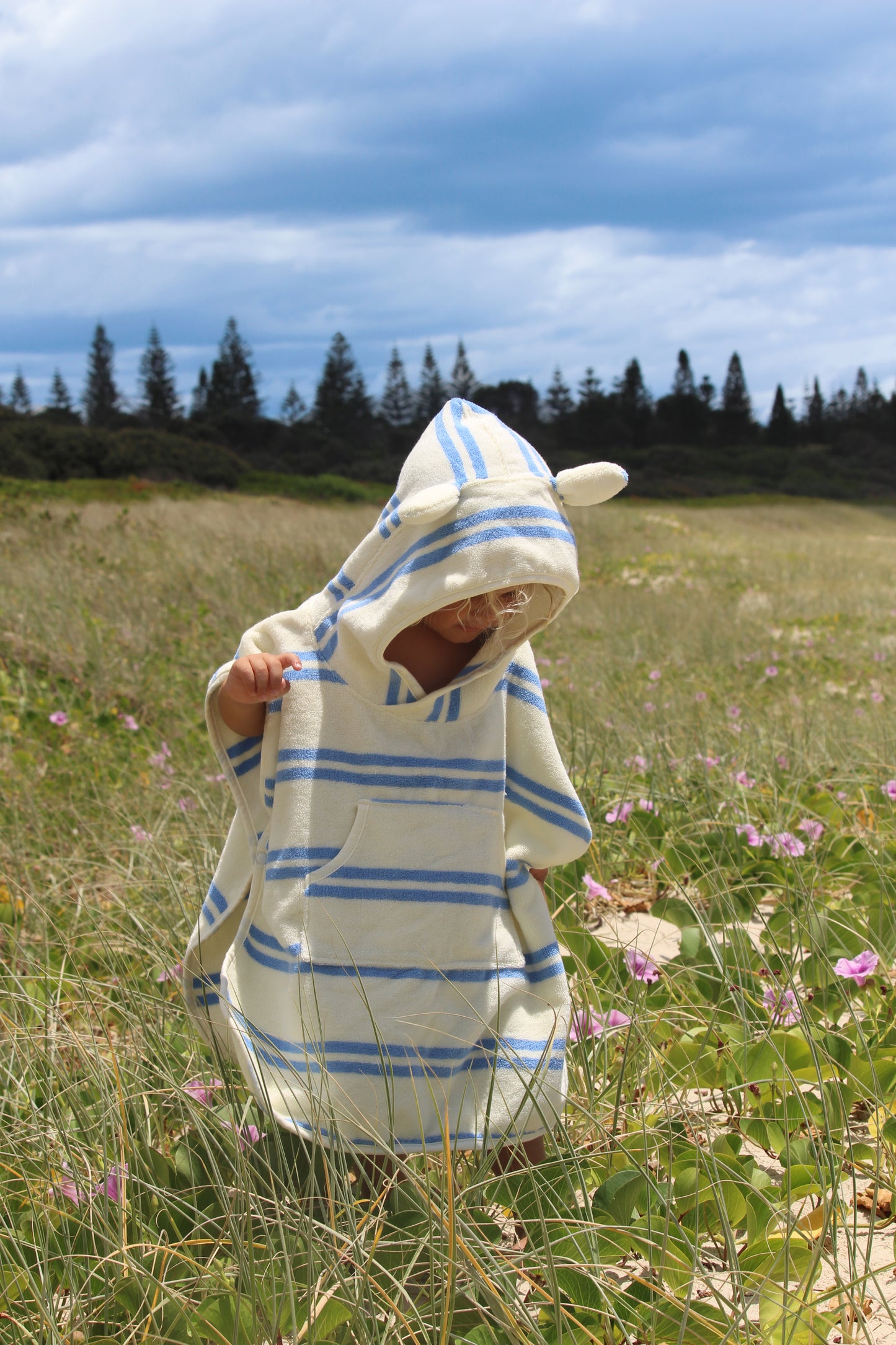 Kids Character Hooded Towel Sid the Seagull Blue Stripe