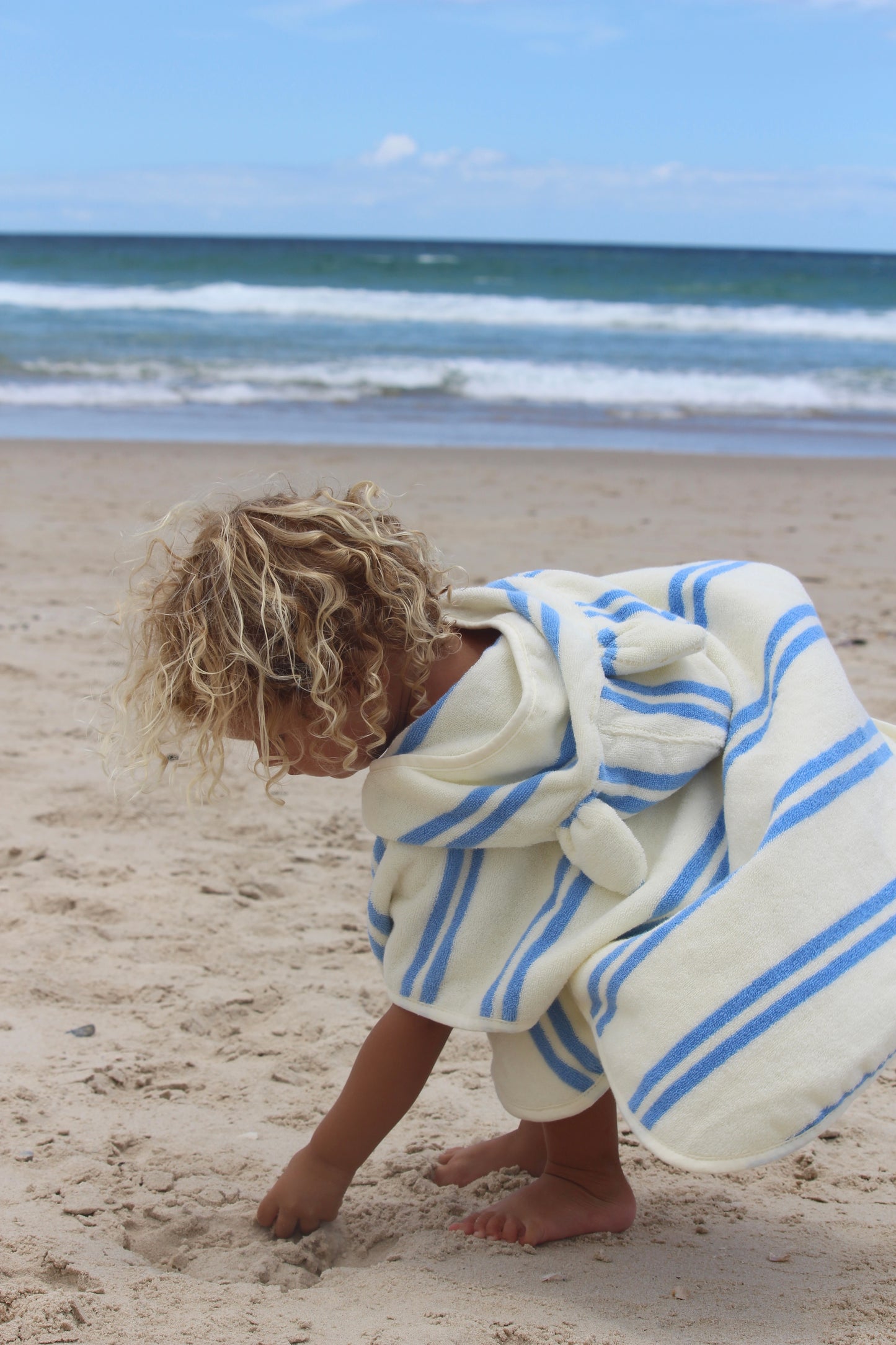 Kids Character Hooded Towel Sid the Seagull Blue Stripe