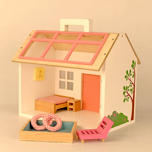 Playbox Pop’s Pool Side Villa - Mini Doll House