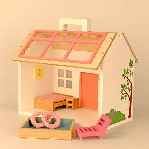 Playbox Pop’s Pool Side Villa - Mini Doll House
