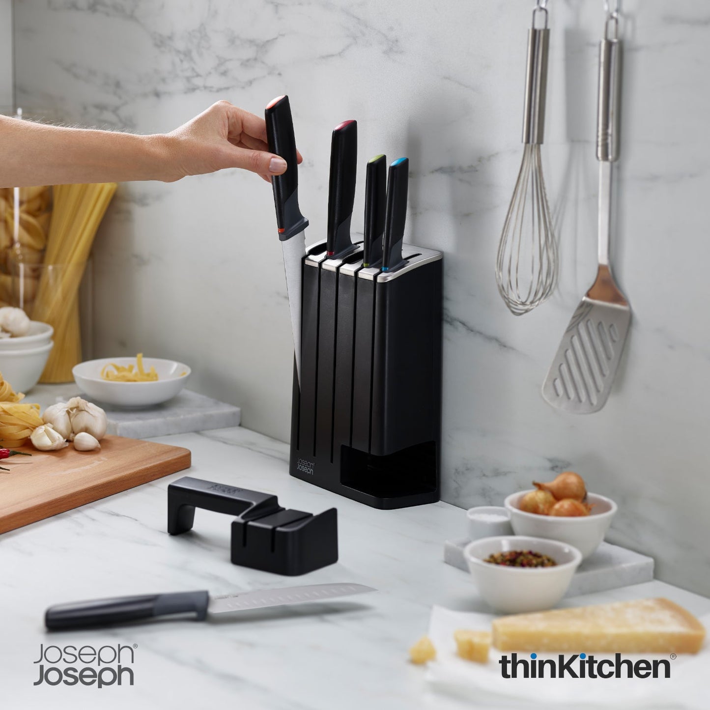 thinKitchen™ Joseph Joseph Elevate Knives 5-piece SlimBlock Knife Set