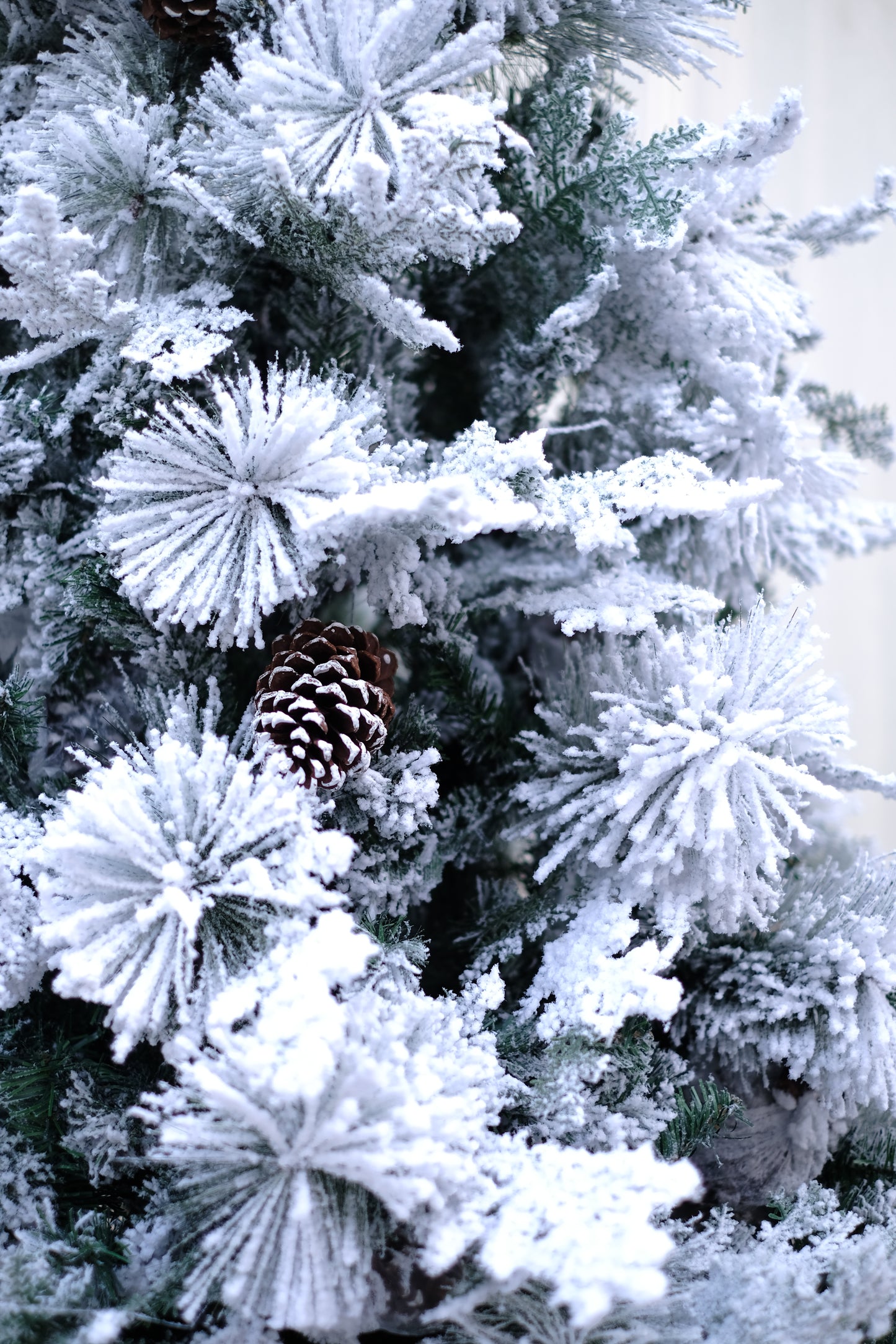 SWEN 8 feet TRUE STAR christmas tree with broad pine leaves, frosting and pine cones