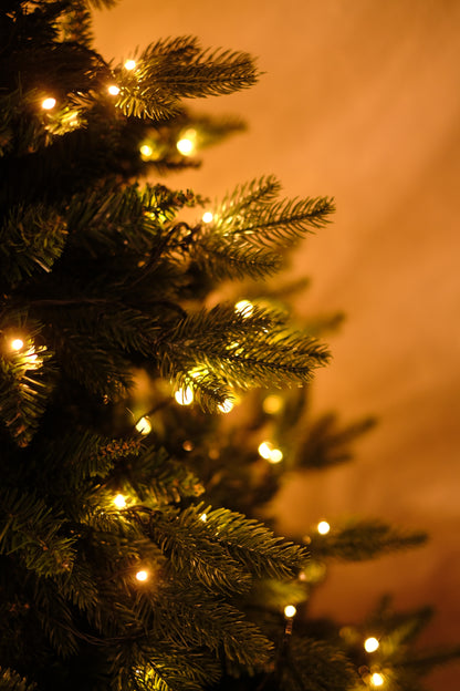 SWEN 6 feet pre-lit MELROSE christmas tree