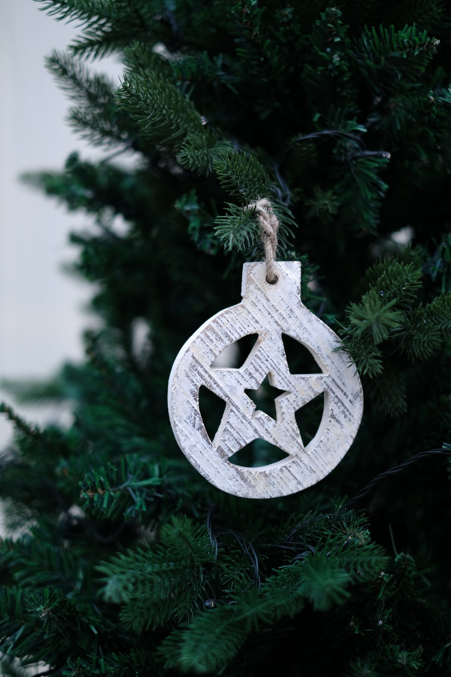 HERMES by SWEN, Pack of 4 Wooden Christmas Tree Ornaments - Star, Tree, Candyman, Santa