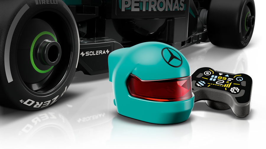 LEGO Mercedes-AMG F1fi W15 Race Car V29