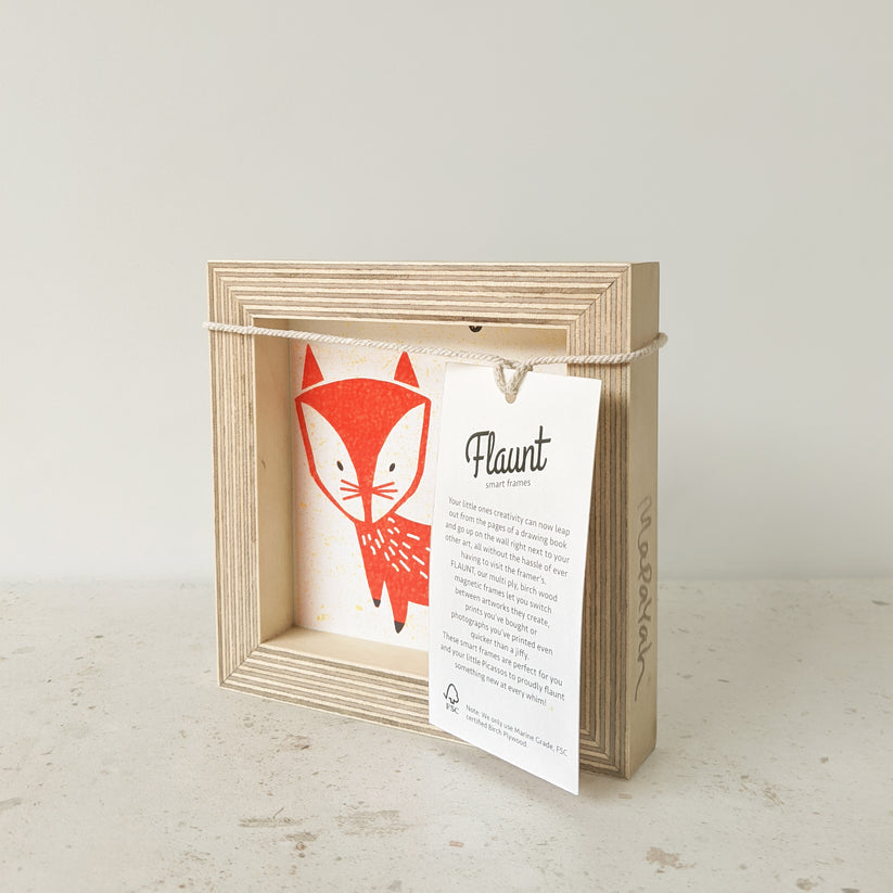 FLAUNT - Magnetic Picture Frame - 5x5 (Grey)