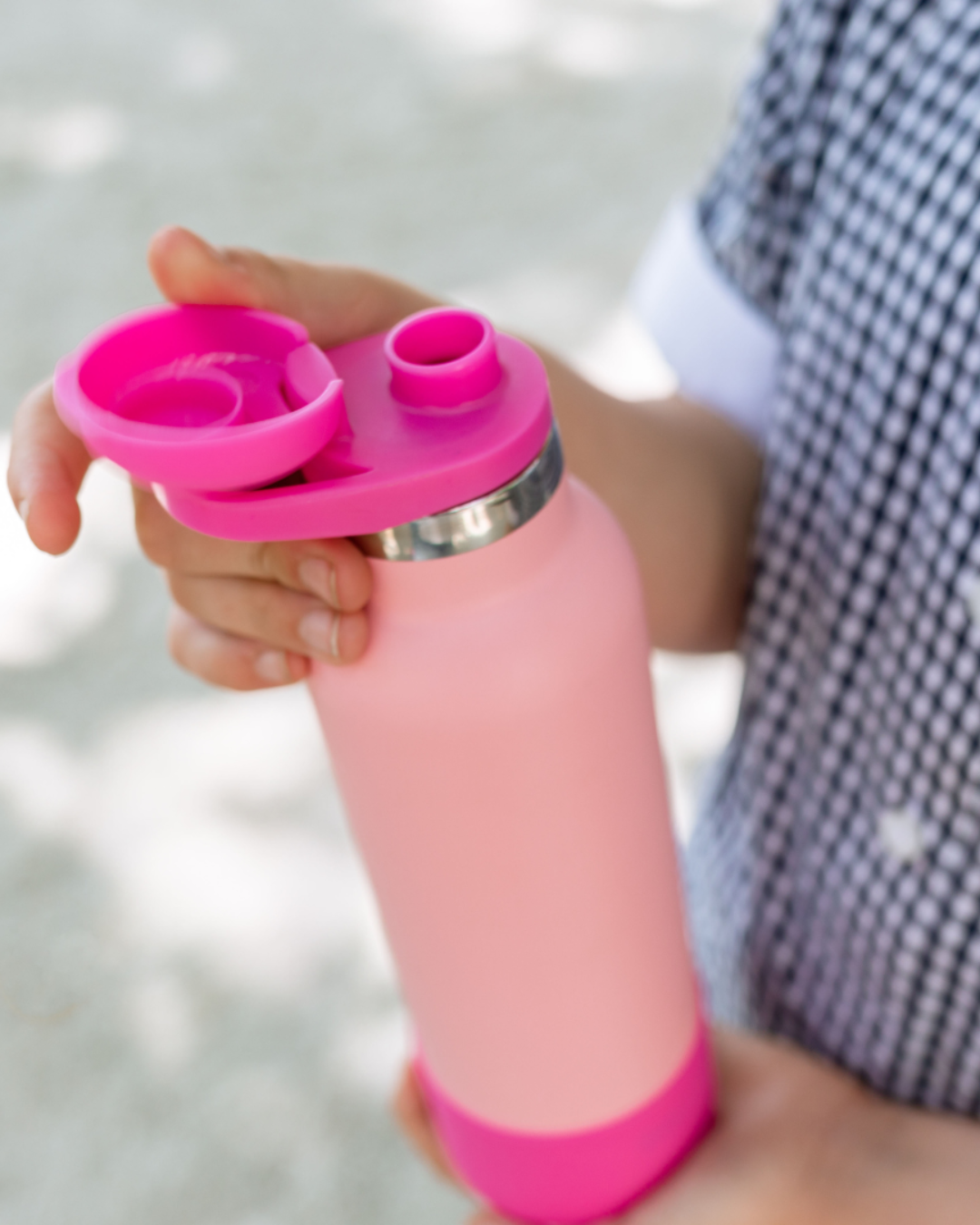 MontiiCo Drink Bottle Lid - Free Pour Pomegranate