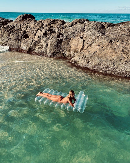 SUNNYLiFE transparent inflatable Glitter Lilo Float Tube