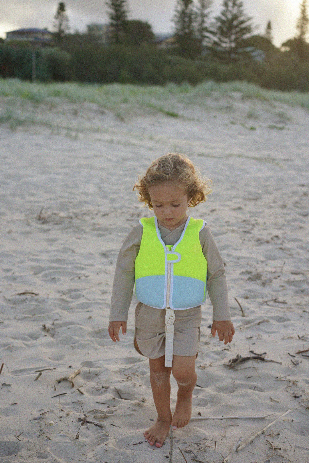 Salty the Shark Swim Vest 1-2 Aqua Neon Yellow