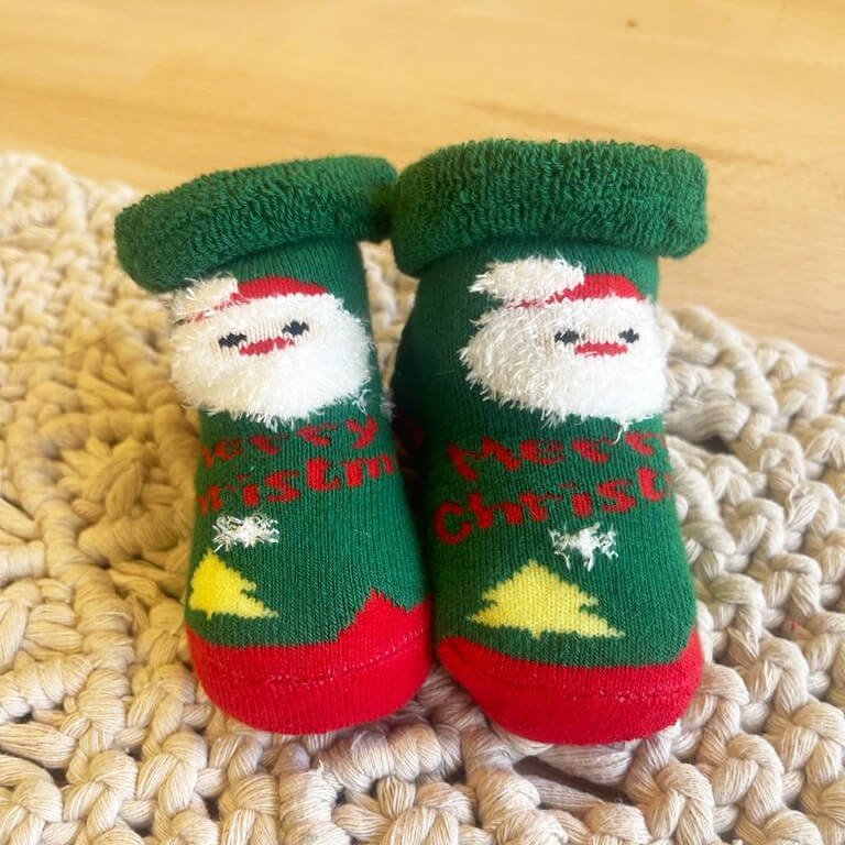 Green Santa Christmas Socks for infant, 0-12 months