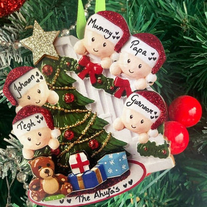 Personalized Wooden Family Tree Ornament (Family of 5) - Little Surprise BoxPersonalized Wooden Family Tree Ornament (Family of 5)