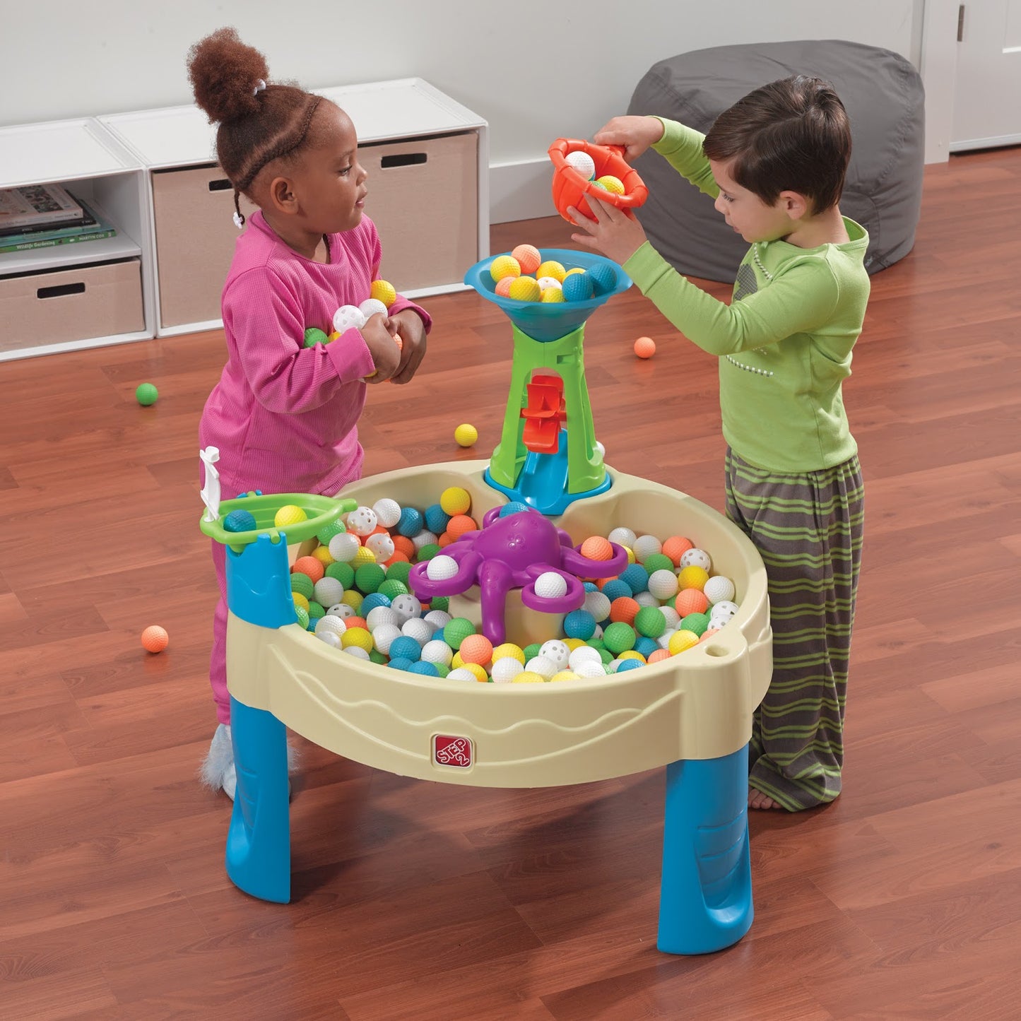 Step2 Wild Whirlpool Water Table