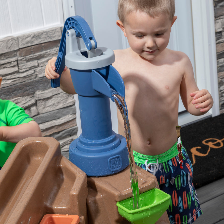 Step2 Pump & Splash Discovery Pond