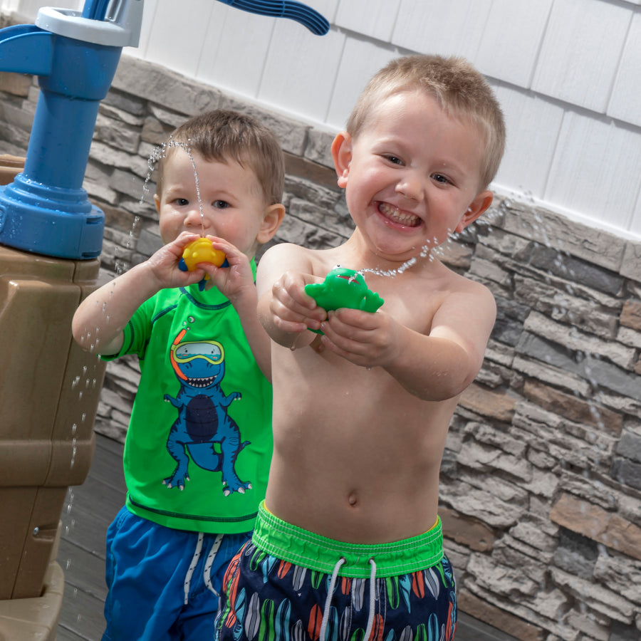 Step2 Pump & Splash Discovery Pond