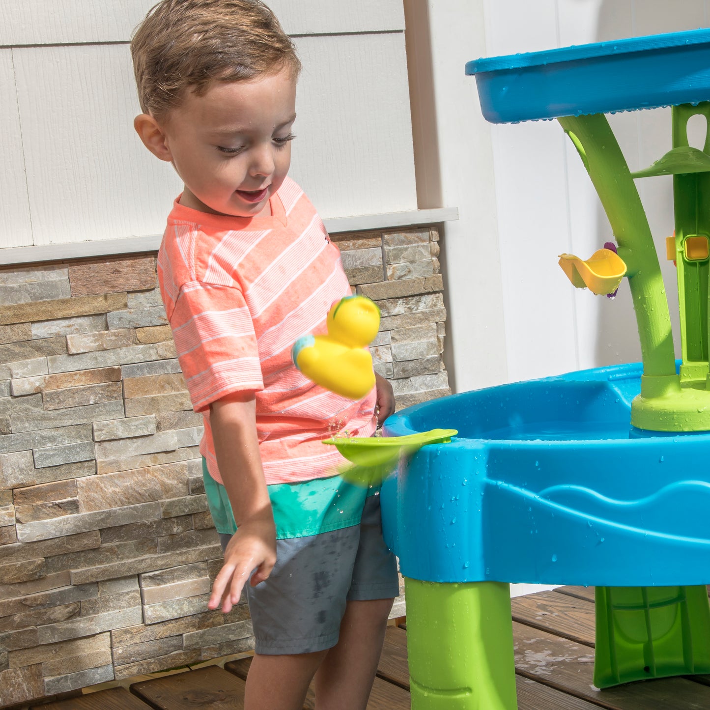 Step2 Summer Showers Splash Tower Water Table